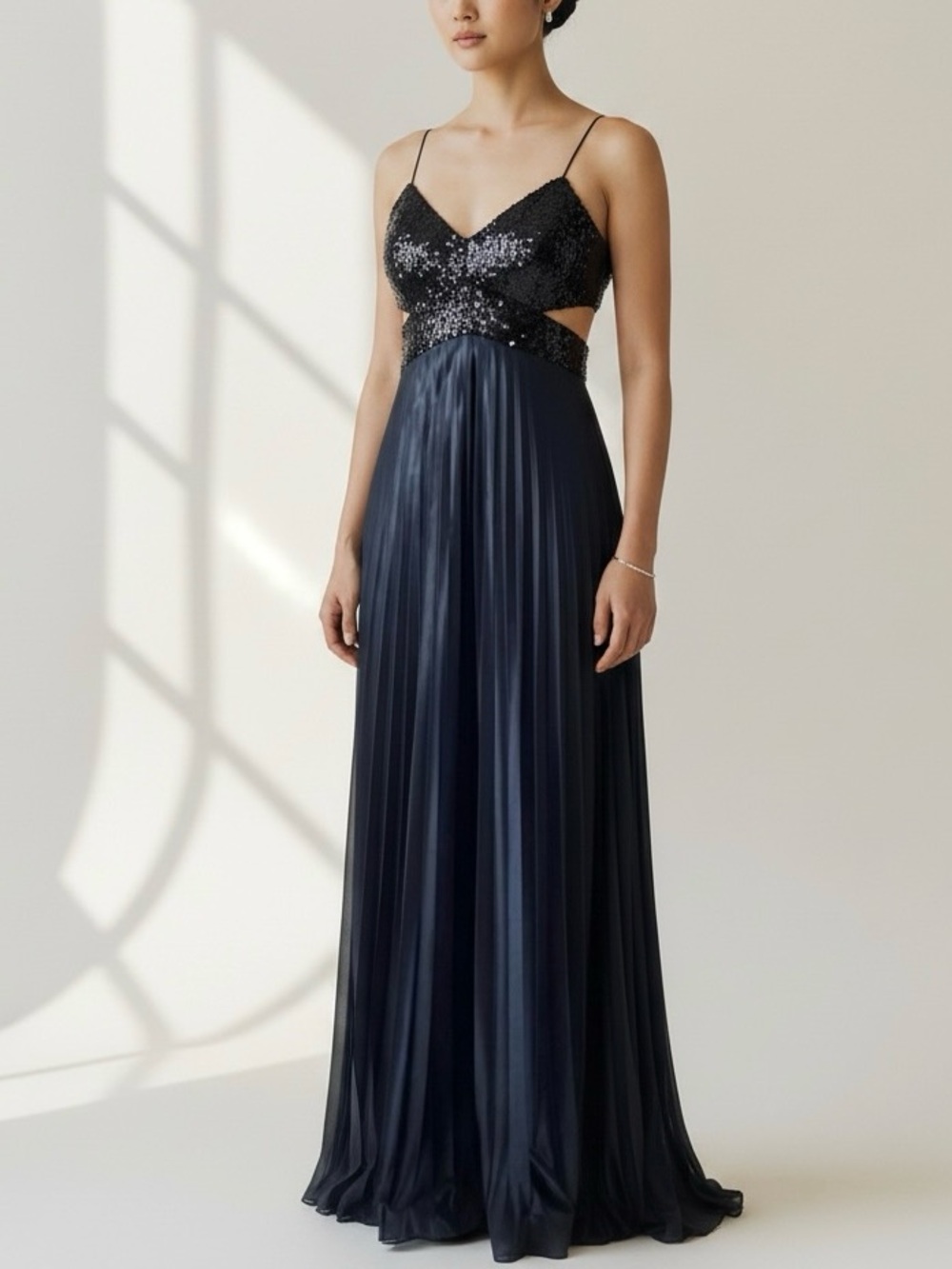 Josh & Jazz Sequin Cutout Formal Prom Gown Size 3/4 Black